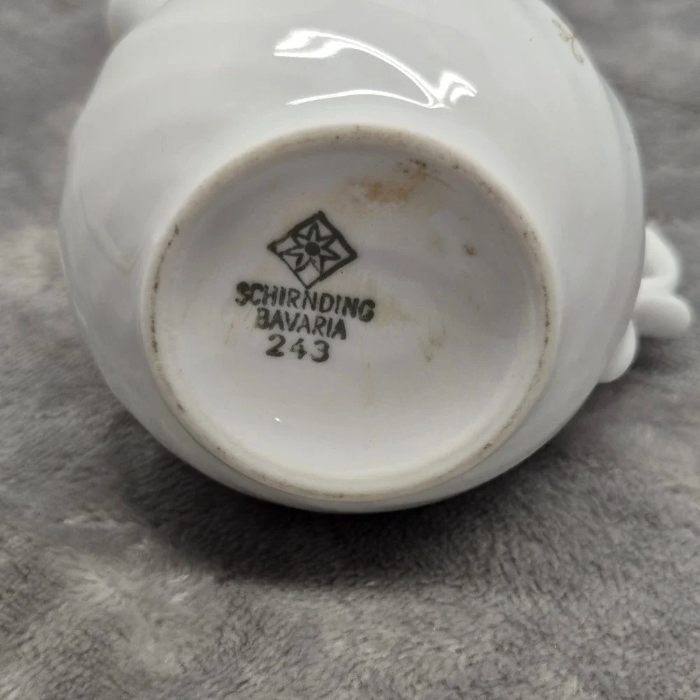 Vintage Schirnding Bavaria‎ Porcelain Floral Creamer Pitcher White Scalloped